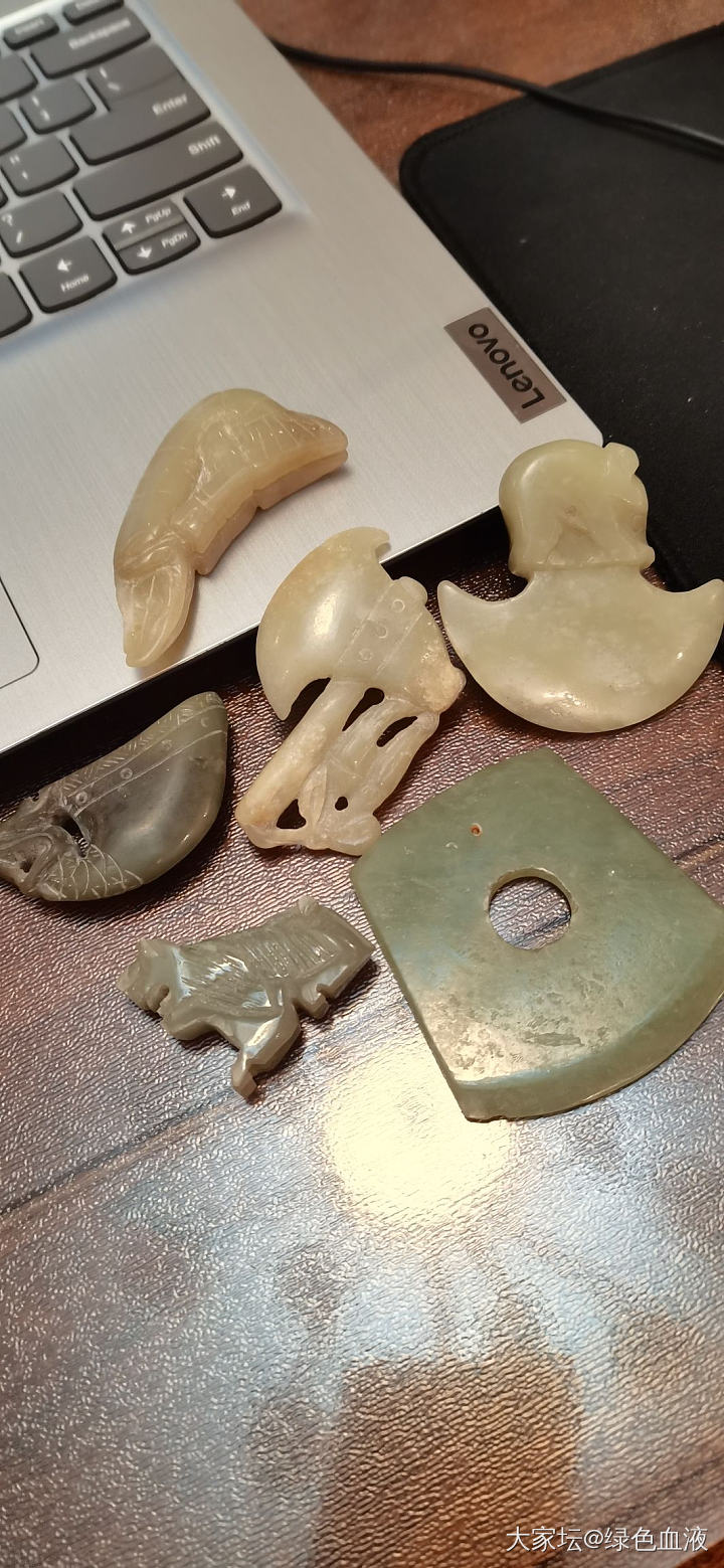 早上没事做，分享下和田玉垃圾货们_和田玉