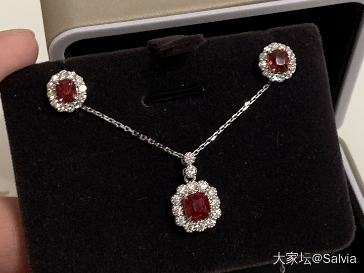 给媳妇订的尖晶耳钉前面终于到了_耳钉尖晶石彩色宝石