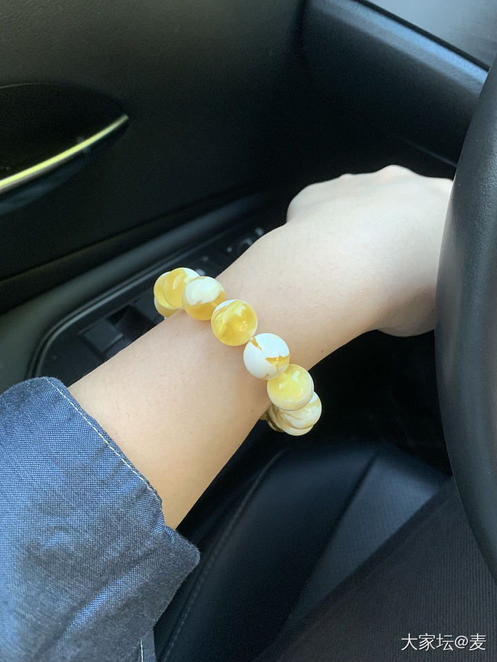 阳光下再炫一波_珠串琥珀蜜蜡