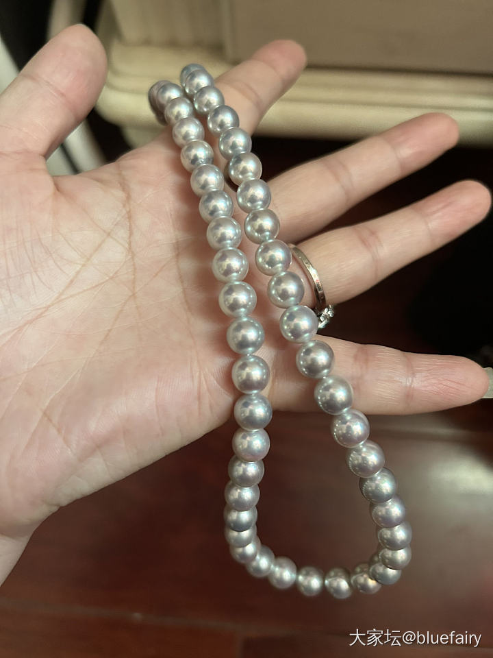 忍不住再来秀一波 暗光下熠熠生辉_珍珠