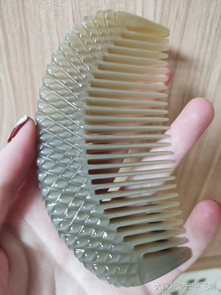 白水牛角梳子_牙骨角