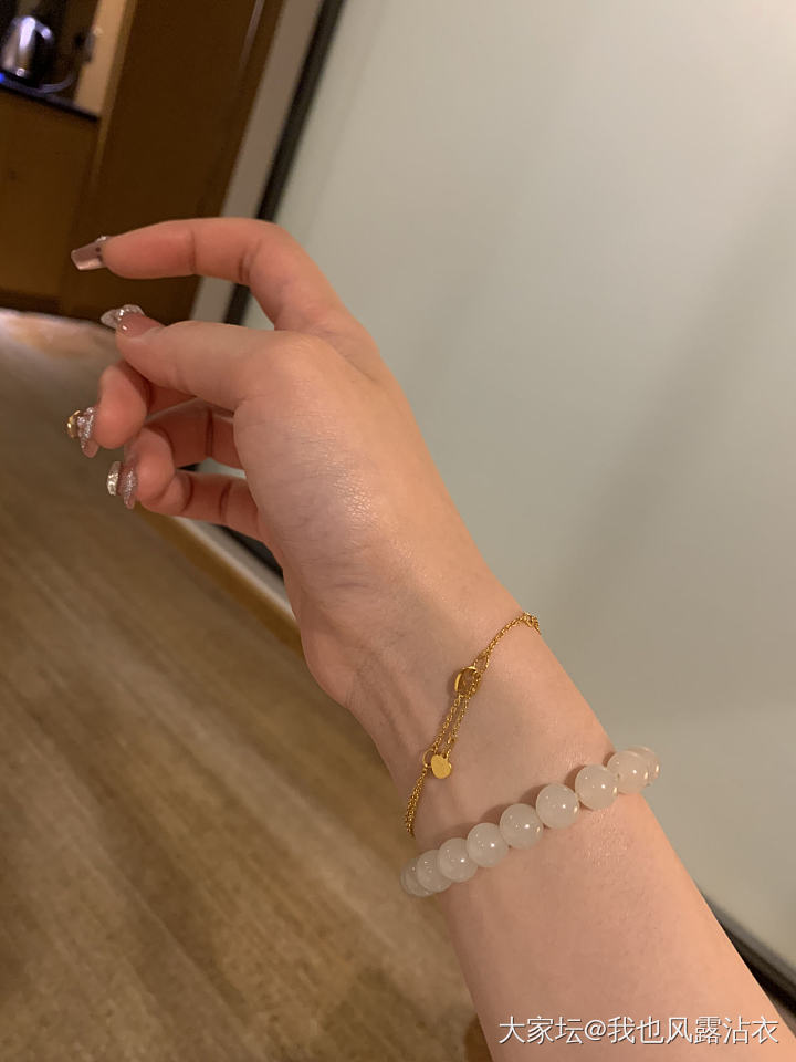 新年让我看到你们的左右手_手饰翡翠