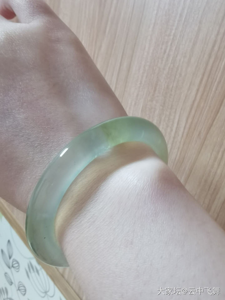 岫玉也很香_手镯岫岩玉