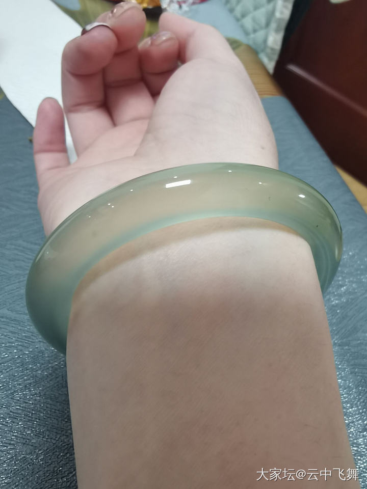 岫玉也很香_手镯岫岩玉