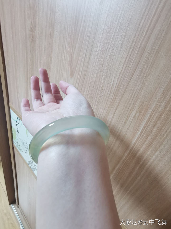 岫玉也很香_手镯岫岩玉