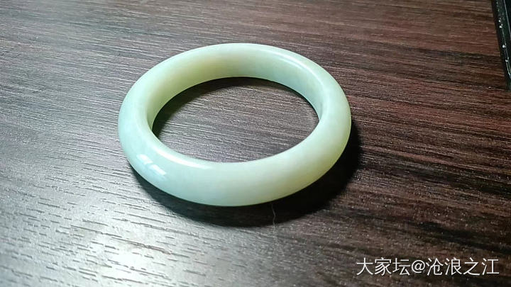 25块钱的镯子_岫岩玉
