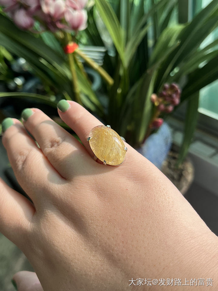 戴上赢钱的小装备_戒指发晶