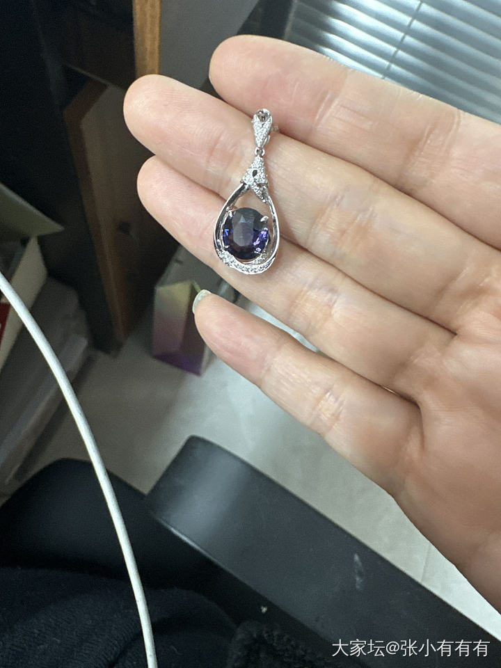 有没有大神看看这是啥彩宝_彩色宝石