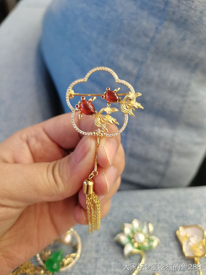 我的天使小月光_彩色宝石