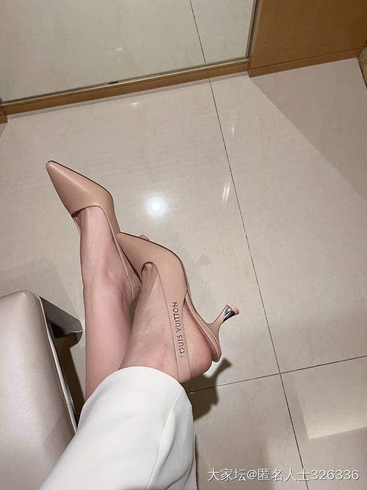 买了鞋子舍不得穿怎么办？_穿搭