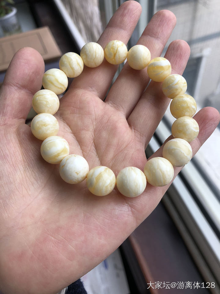 给这个小可爱建个对比贴_珠串琥珀蜜蜡