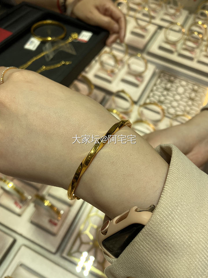 逛店归来_金