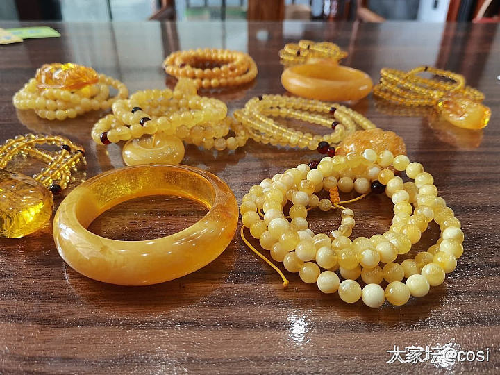 有人研究蜜蜡么，出来讨论一下_挂件琥珀蜜蜡
