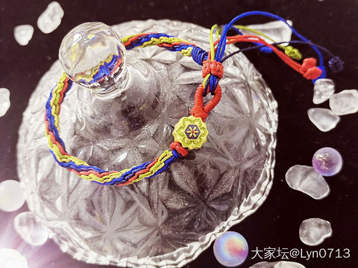 这一定是被上帝亲吻过的手_手饰金