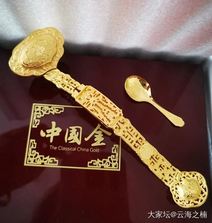 这一定是被上帝亲吻过的手_手饰金
