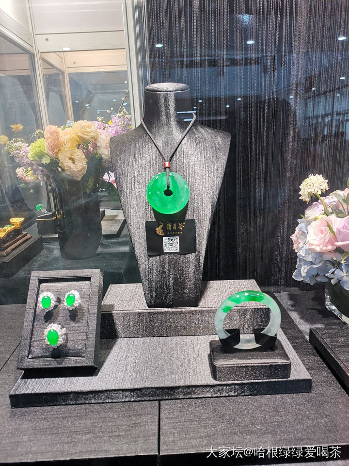 珠宝展闲逛意满离_展会翡翠
