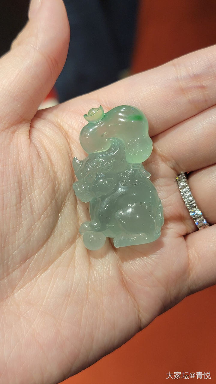 逛了一下午珠宝展，只看了一个厅_展会翡翠