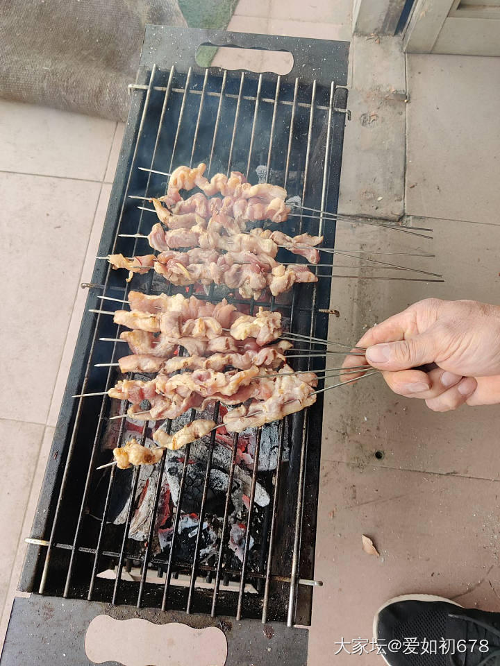 想吃烧烤吗_美食