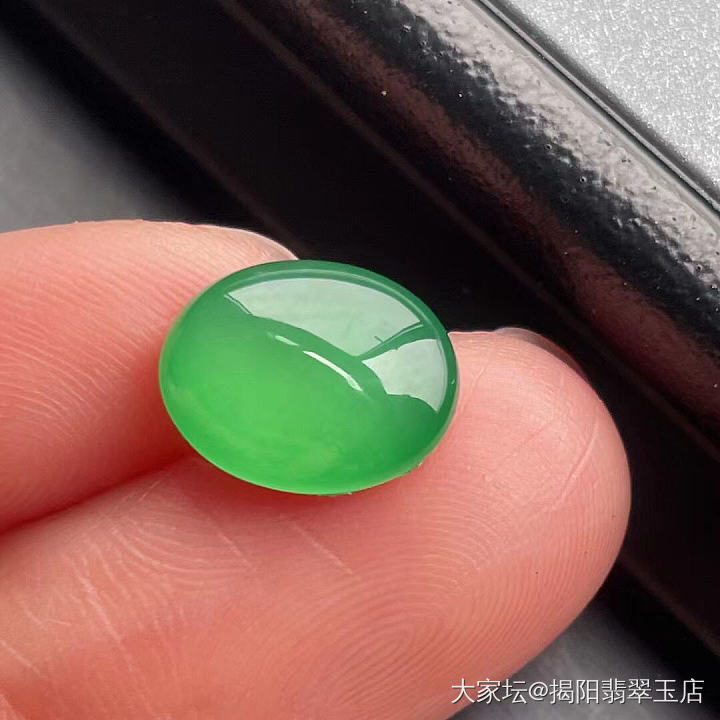 美美的_翡翠
