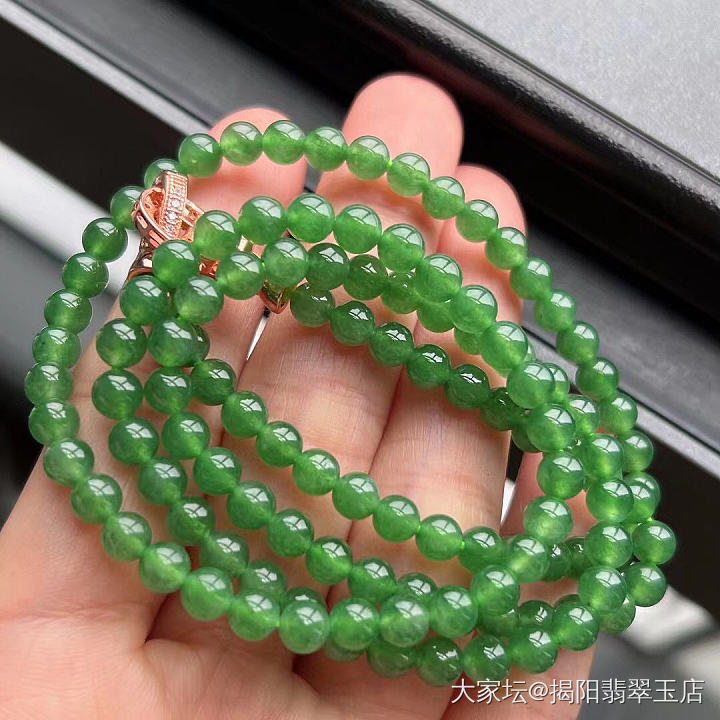 美美的_翡翠