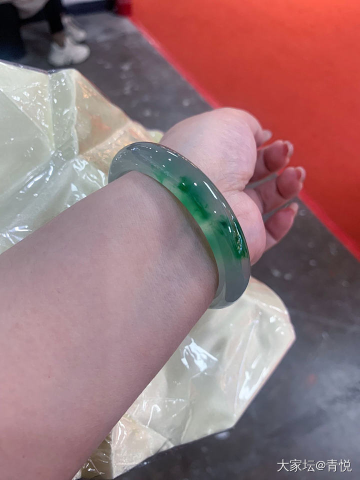 逛了一下午珠宝展，只看了一个厅_展会翡翠