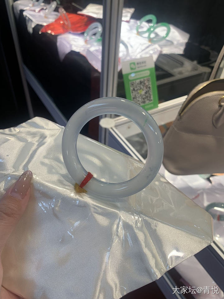 逛了一下午珠宝展，只看了一个厅_展会翡翠