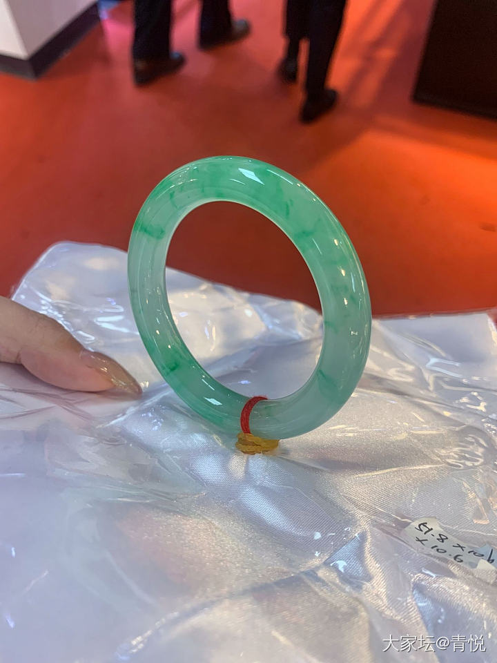 逛了一下午珠宝展，只看了一个厅_展会翡翠