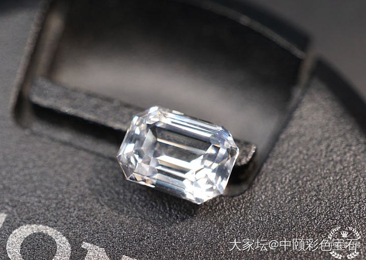 ##中颐天然白色蓝宝石##  2.08ct_蓝宝石名贵宝石