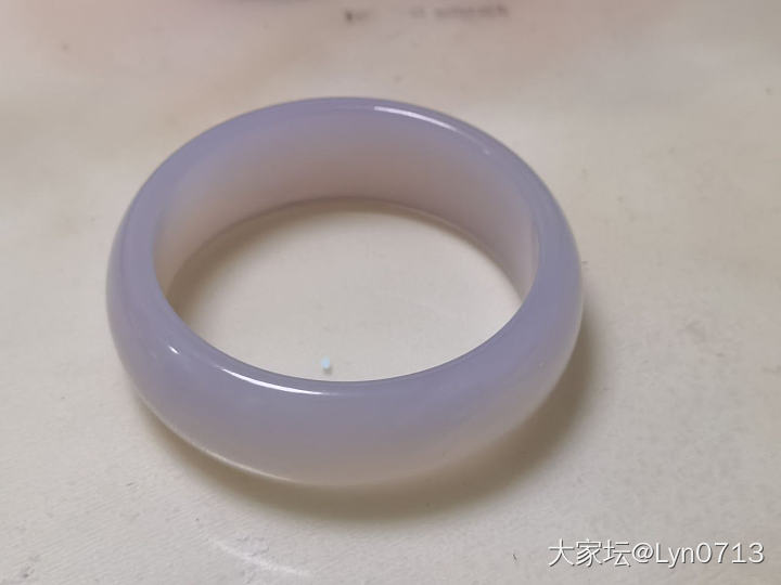 来欣赏下我妈花3500买的玛瑙手镯_手镯玉髓玛瑙