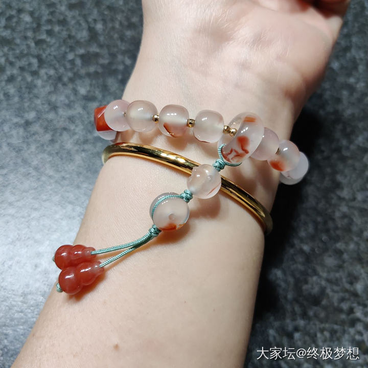 突击检查，看看你们的叠戴_碧玺金