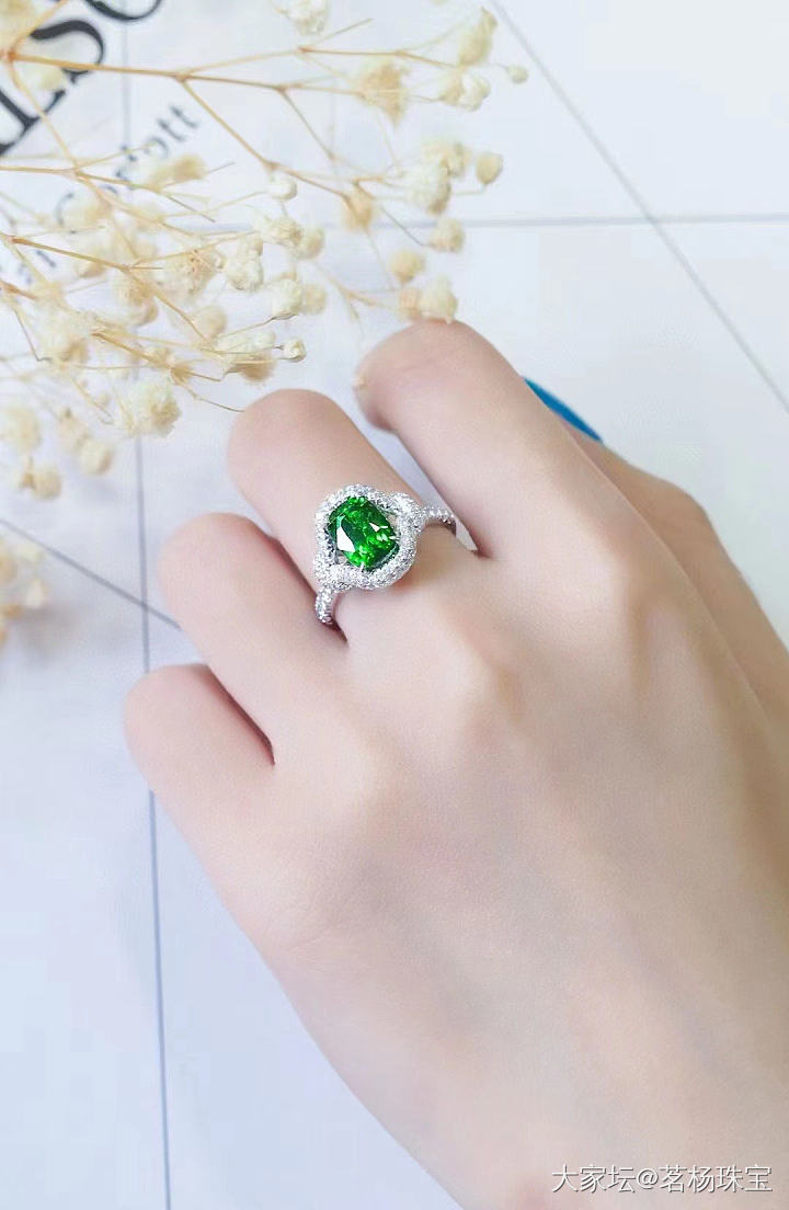 沙弗莱戒指💍～_彩色宝石