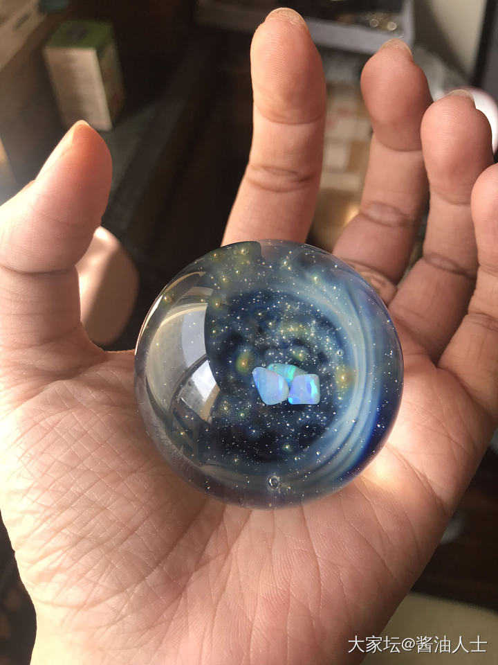 等了几年，终于把宇宙星空抓在了手中。_工艺品