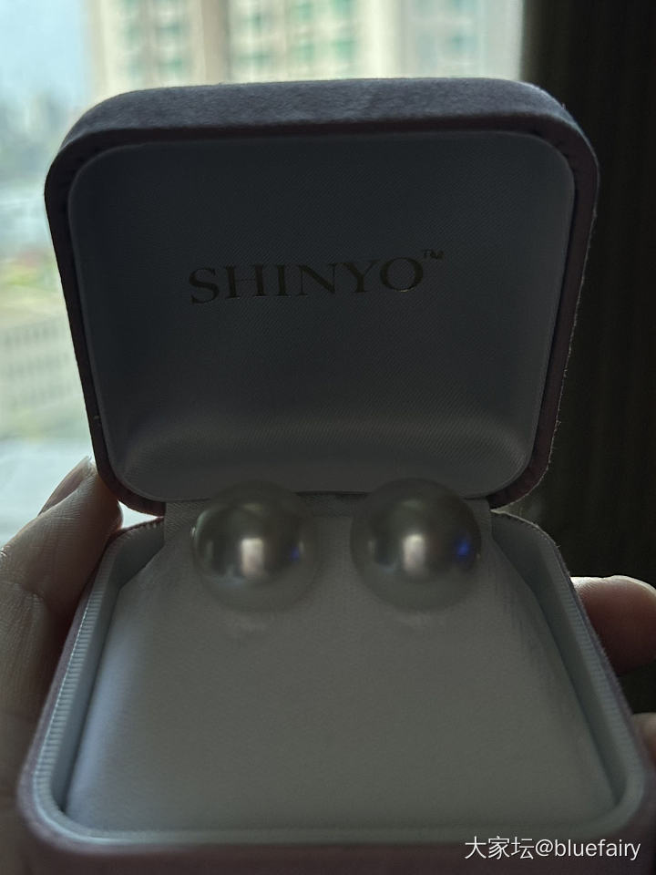 来来来 澳白做镜子 照照我的手_海水珍珠