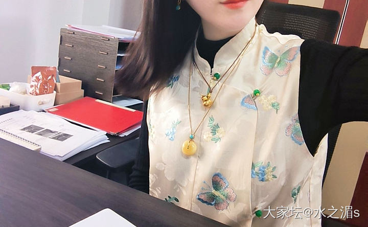 周五，一周幸福指数最高的一天～_金琥珀蜜蜡