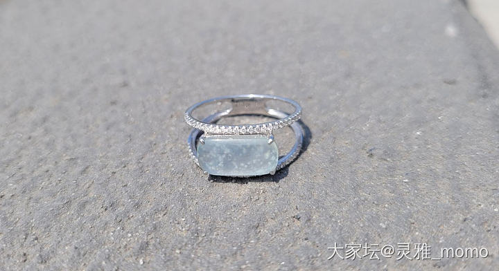 今时今日的金价碎钻价，我们是不是应该讨论下怎样镶嵌又省钱又耐看了呢_翡翠镶嵌