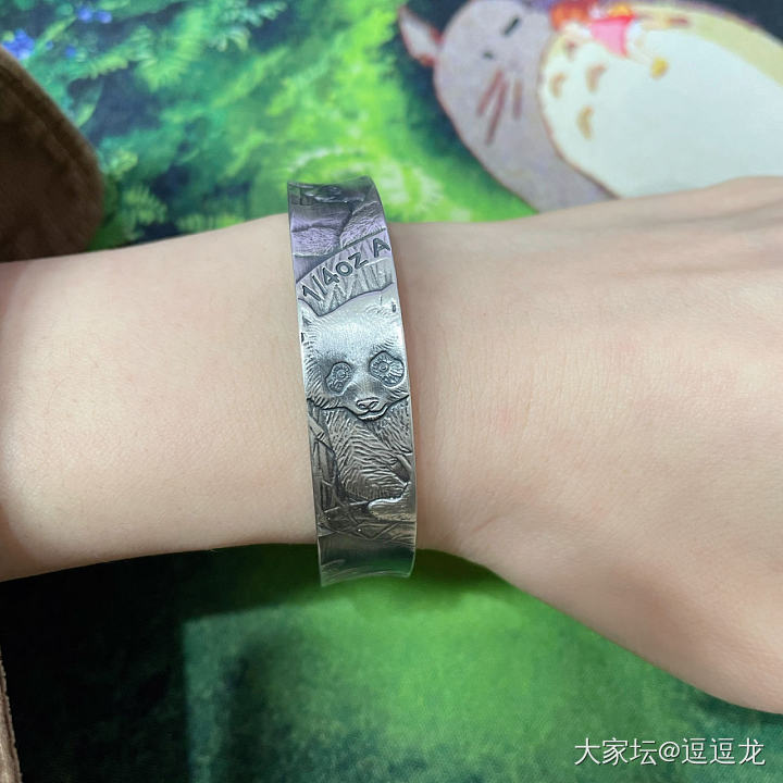 来晒右手腕吧_鸡血藤珠串