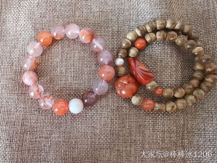 珠珠串串，奶糖块块_琥珀蜜蜡