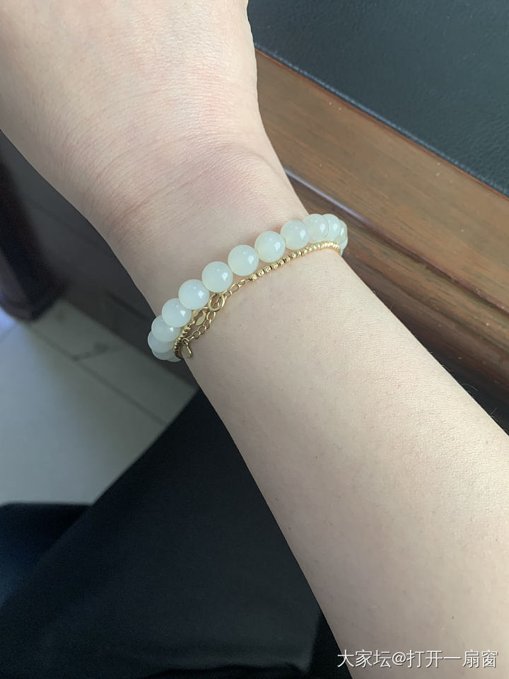 还是石头系列，今天的左右手_玛瑙白玉玉髓玛瑙和田玉