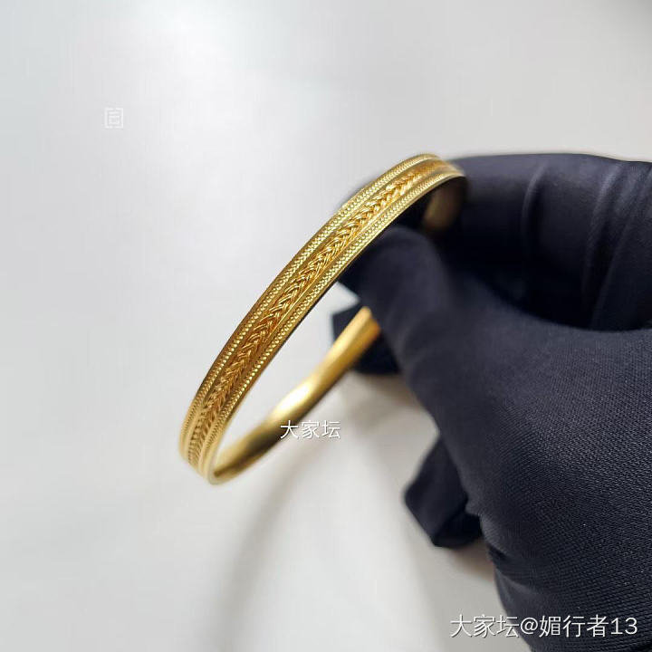 都是新款，选哪款呢？_手镯福利社金