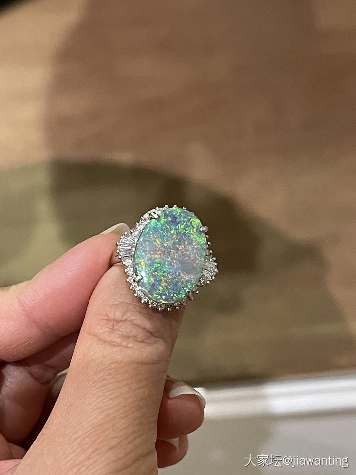 请问哪位有澳洲欧泊，准备入手_欧泊