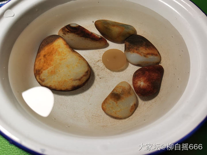 “鱼缸籽”来也…_和田玉