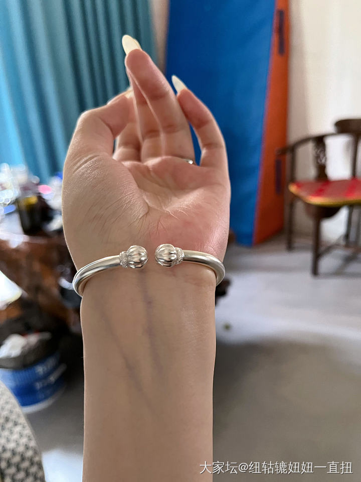 新镯子不上手果然我是做不到🤣_手镯银