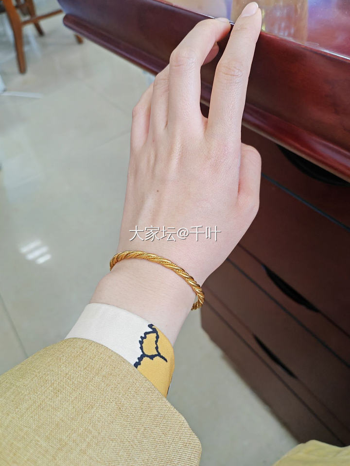 今天的首饰只带了黄金_耳坠吊坠手镯金