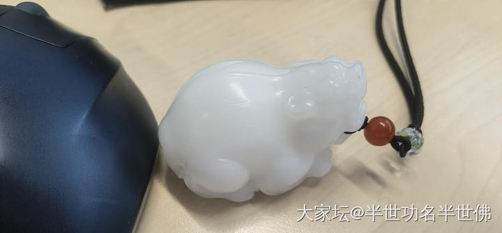 真正的野牛沟高白料子，大家欣赏一下_和田玉