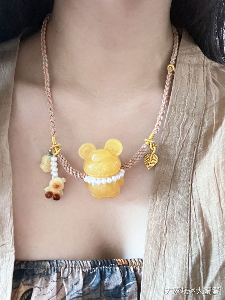 秀秀🐻_项链琥珀蜜蜡