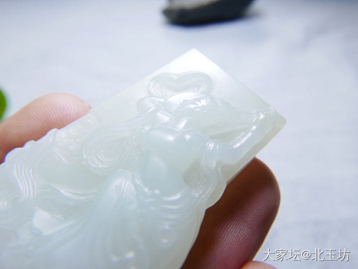 真正的野牛沟高白料子，大家欣赏一下_和田玉