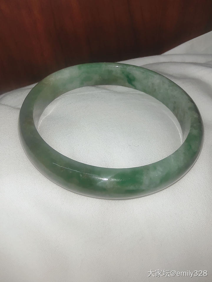 值得入吗？_手镯翡翠