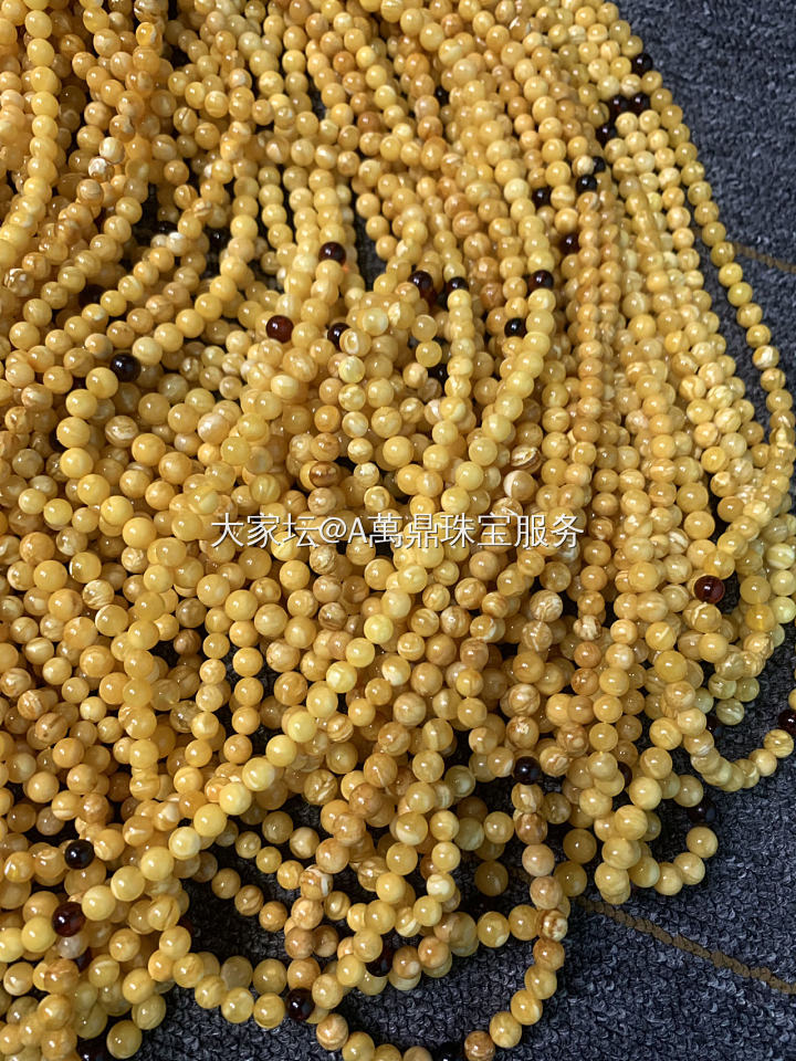 丹麦料的蜜蜡你见过吗_翡翠琥珀蜜蜡