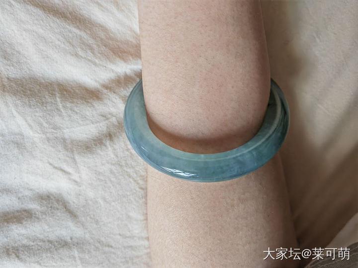 首羊了，觉得发烧的时候戴翡翠很舒服_翡翠