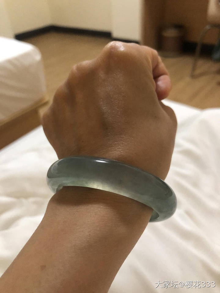 冰种翡翠手镯_手镯翡翠